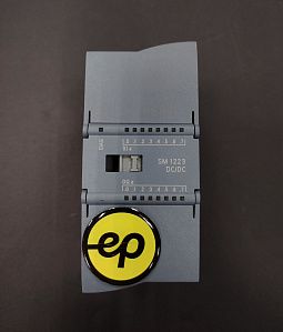 Модуль SIEMENS 6ES7223-1BH30-0XB0